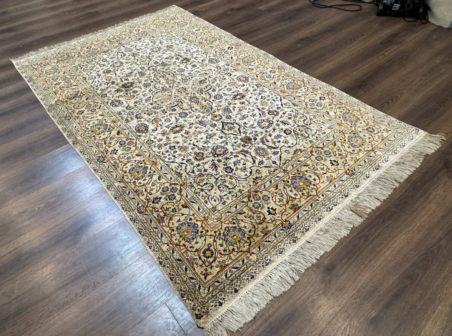 Antique Silk Persian Kashan Rug 4 Ft 6 In By 7 Ft 2 In Ivory Field With Floral Motifs