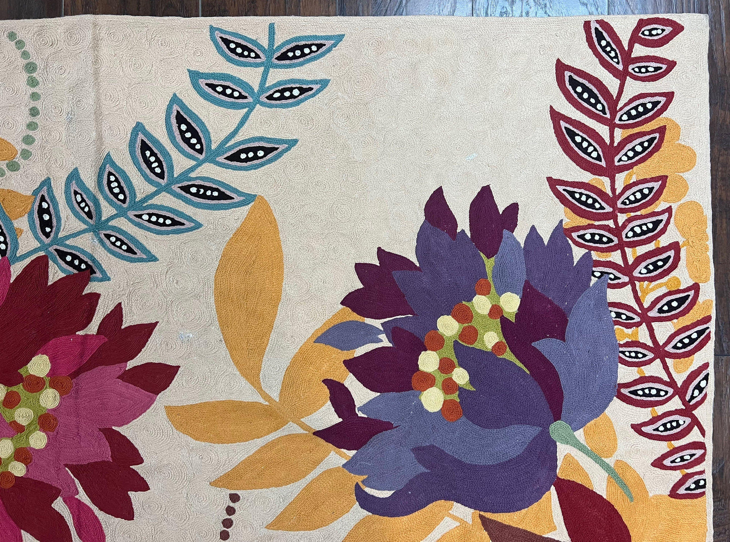 Indian Chain Stitched Rug 4x6, Hand Stitched Indian Embroidery Carpet, Large Floral Design, Contemporary, Cream and Colorful Flowers, Wool