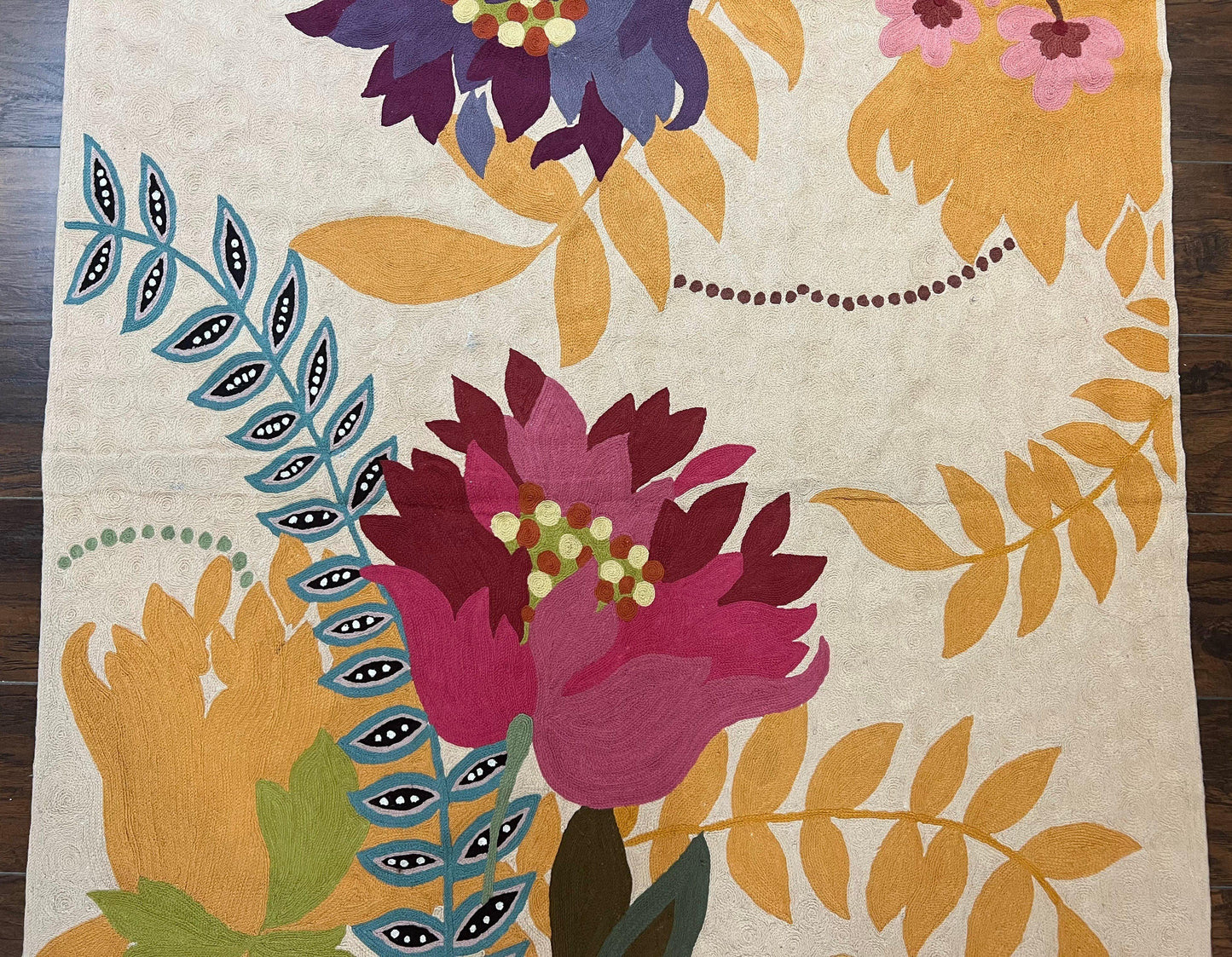 Indian Chain Stitched Rug 4x6, Hand Stitched Indian Embroidery Carpet, Large Floral Design, Contemporary, Cream and Colorful Flowers, Wool