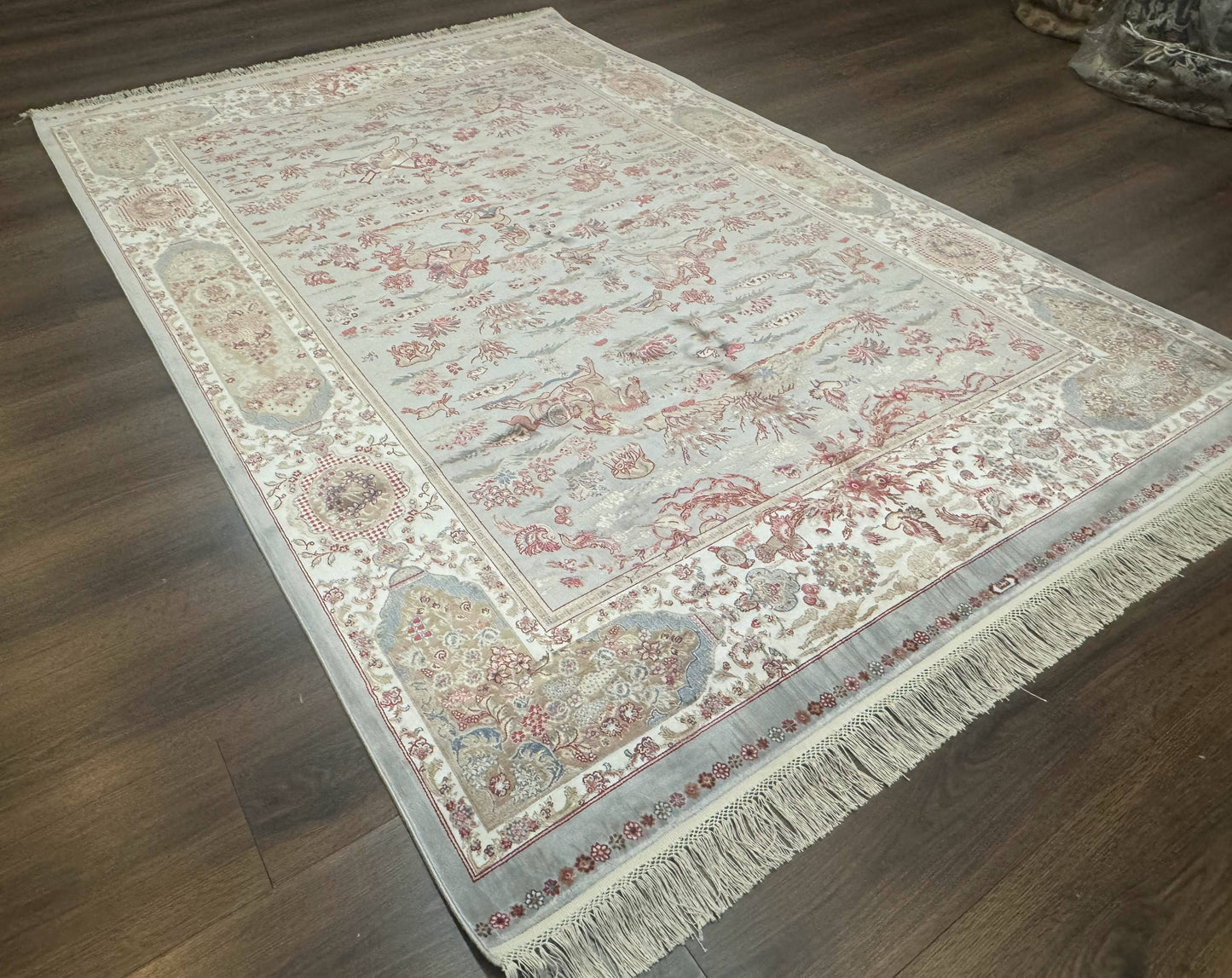 Turkish Silk Rug 5x7 Hunting Design Animal Pictorials Bamboo Silk