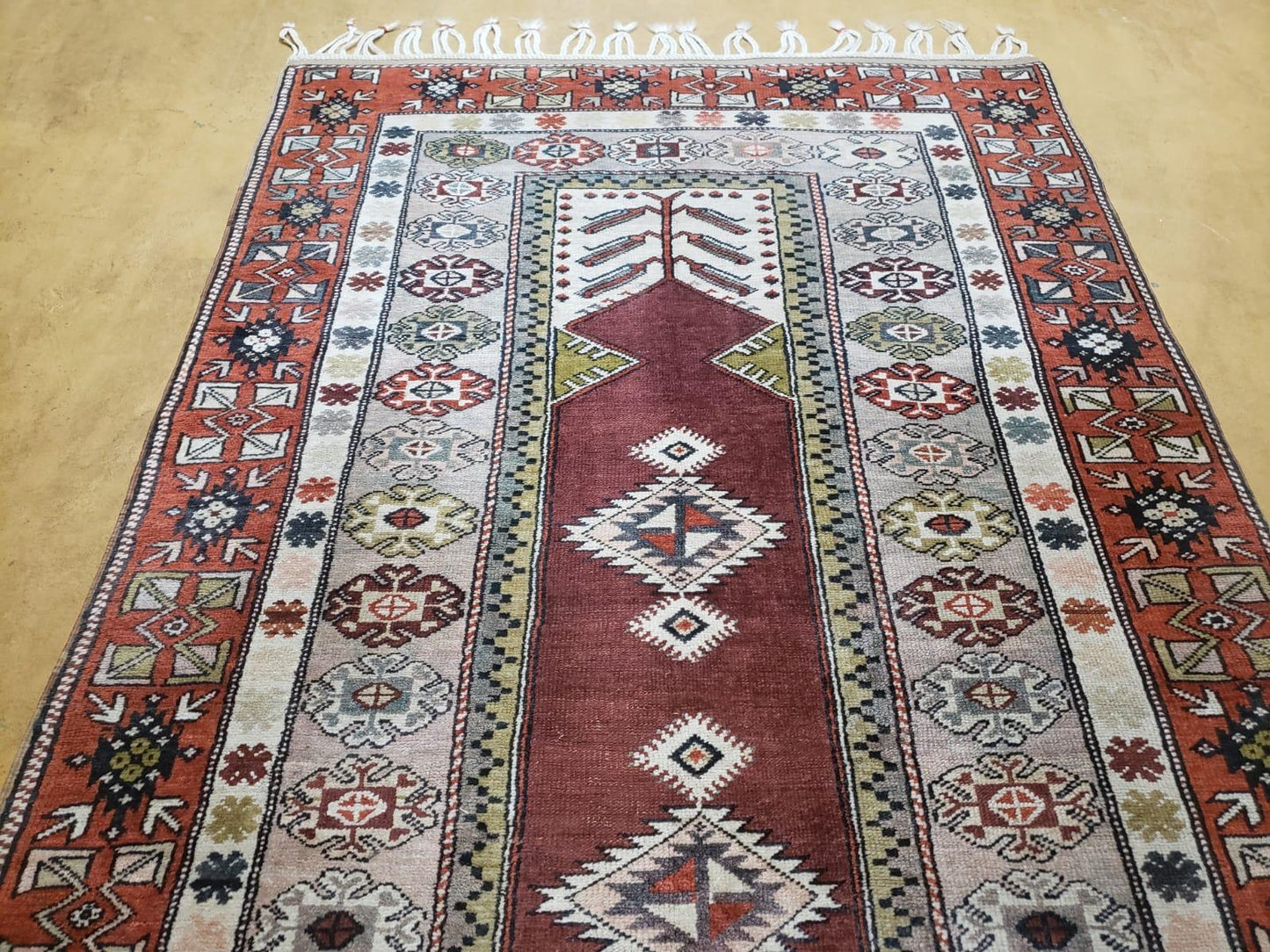 Turkish Rug Hand Knotted Wool 4 Ft 4 In By 7 Ft 6 In Vintage Oriental Tribal Talesh