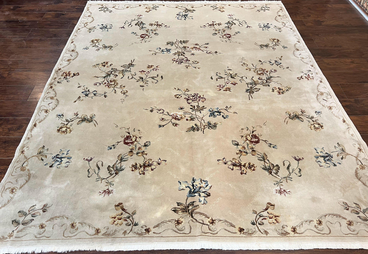 Handmade Chinese Aubusson Wool and Silk Rug 8x10 Vintage Beige Floral European Design