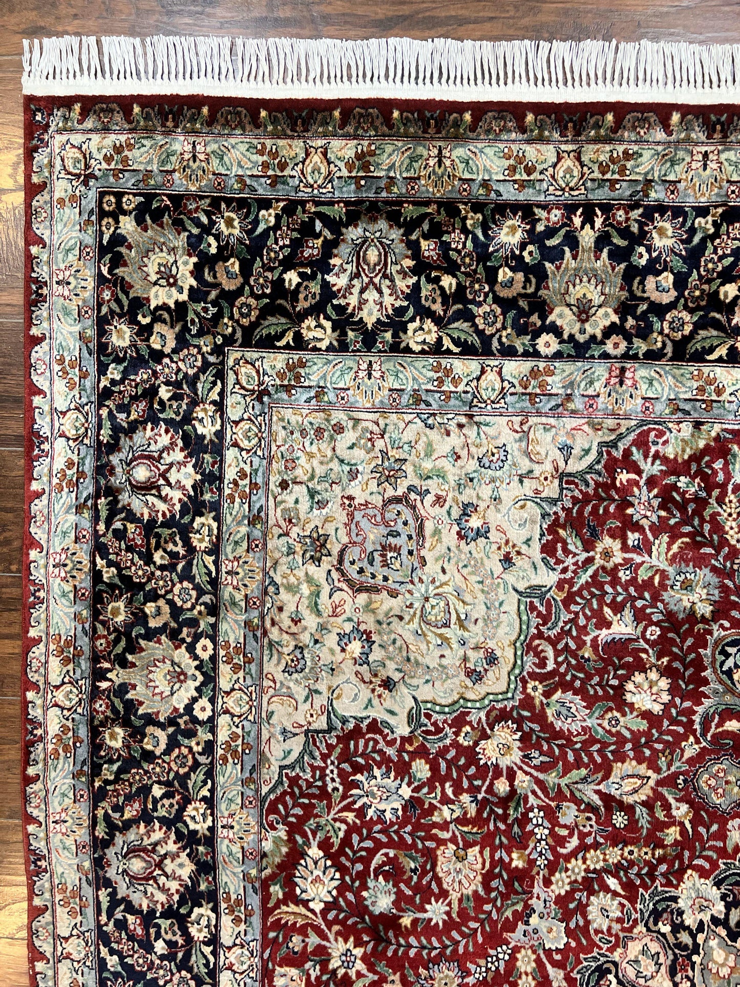 Persian Rug 8x10 Hand Knotted Wool Vintage Carpet Dome Medallion Floral Design