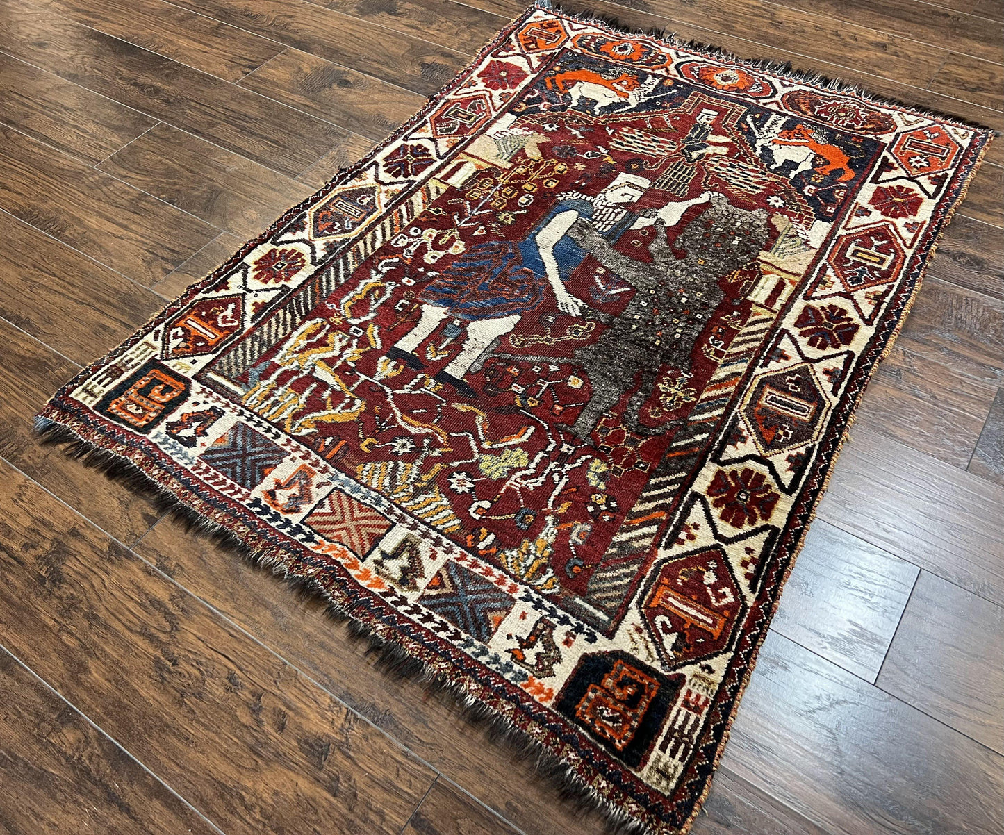 Persian Shiraz Pictorial Rug Antique Handmade Wool Lions Tribal Rug 3.6 by 5