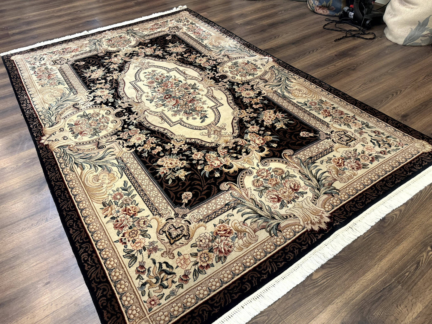 Aubusson Rug 6x9 European Design Hand Knotted Wool Fine 170 KPSI Elegant Carpet