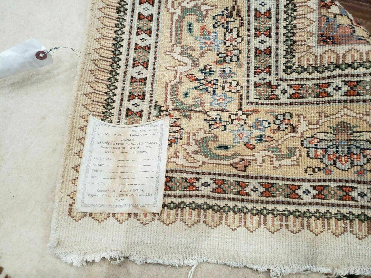 Vintage Handmade Indian Wool Rug 5 Ft 10 In By 8 Ft 11 In Open Field Medallion