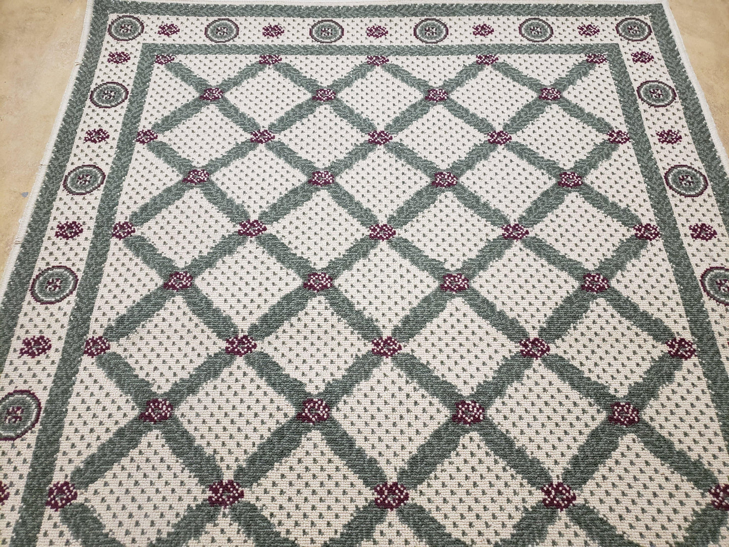 Panel Design Rug 4x5 Power-Loomed Vintage Wool and Acrylic Blend Beige and Pine Green