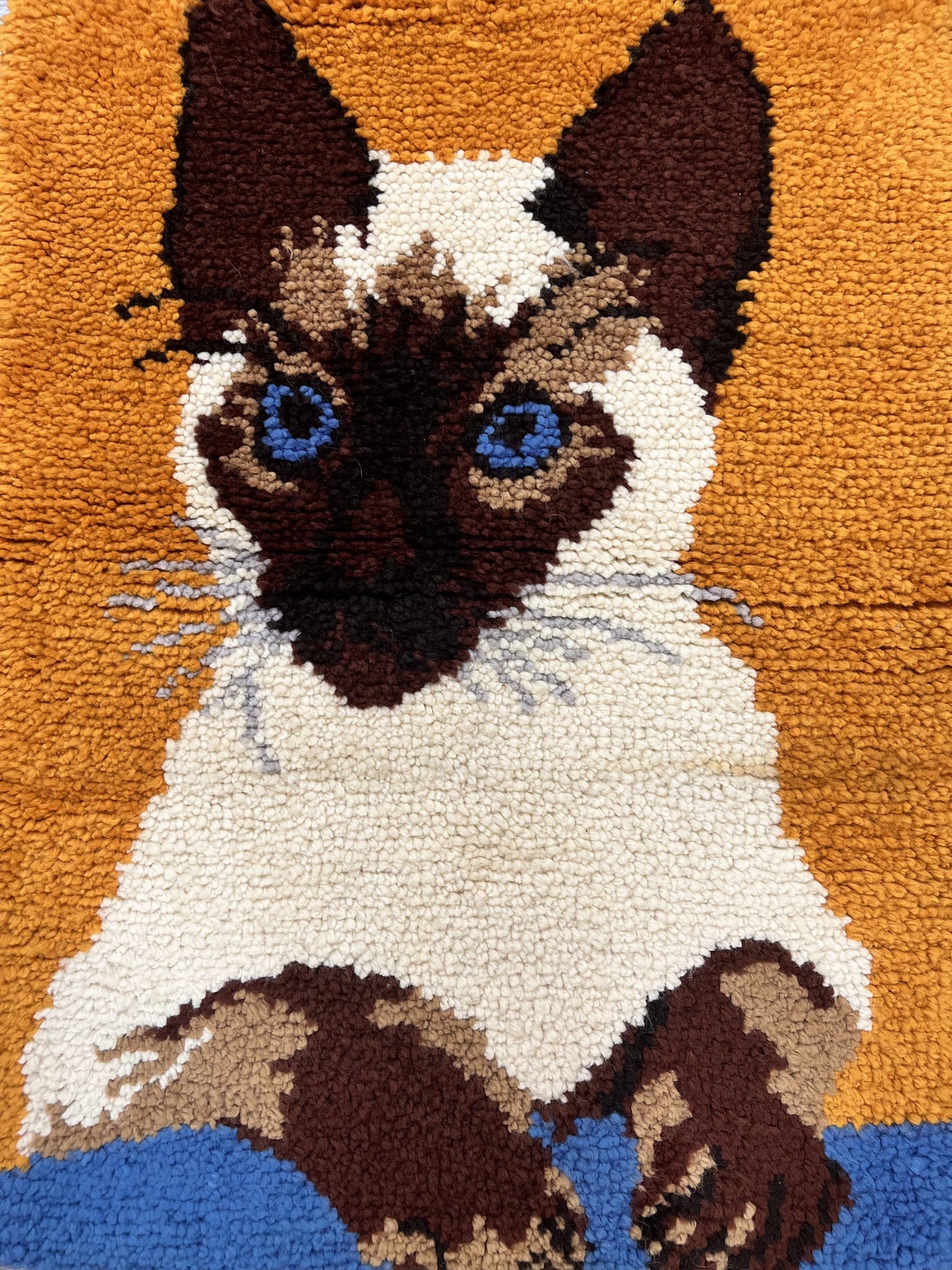 Small Shag Rug with Siamese Cat Pictorial, 2x3 ft Rug, Wool, Vintage, Danish Rya Shag Rug, Orange