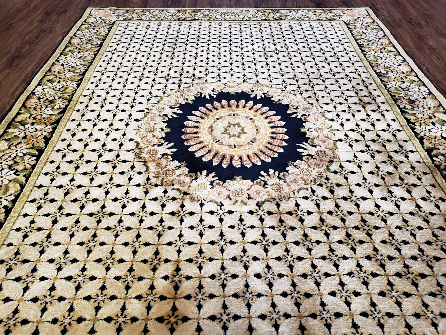 Indo Tibetan Wool Rug Handmade 6x8 Floral Border In Black Cream