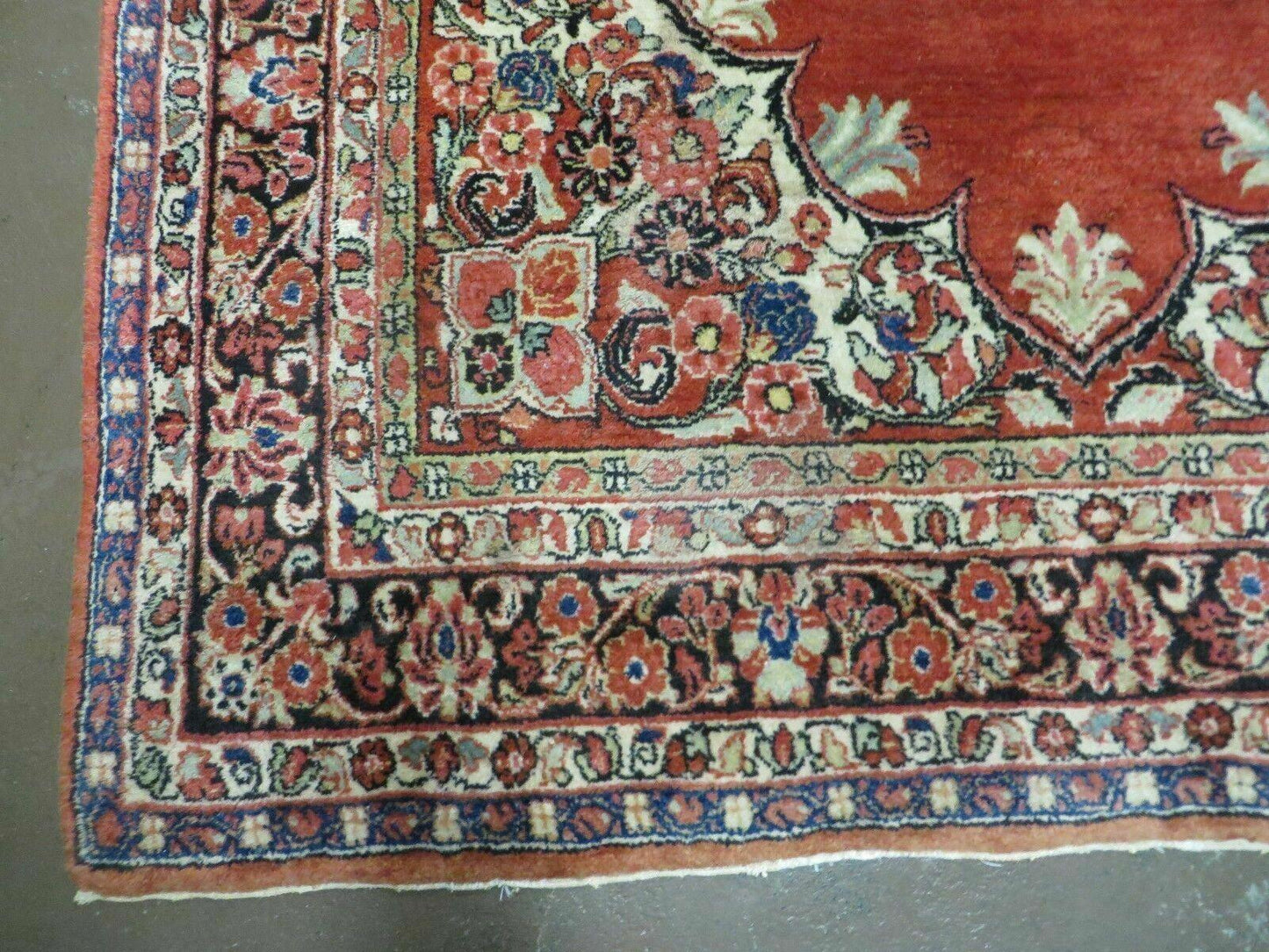 Antique Persian Sarouk Rug 5x8, Red, Semi Open Field, Hand Knotted, Wool