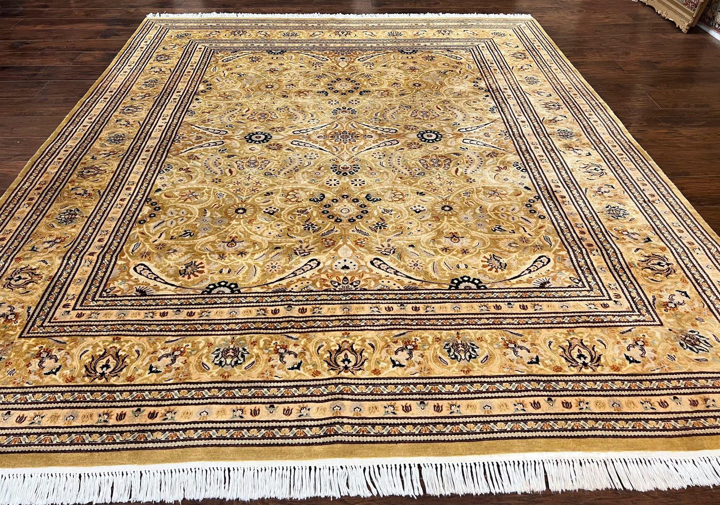 Persian Rug Hand Knotted Wool 8x10 Vintage Safavieh Gold Tan