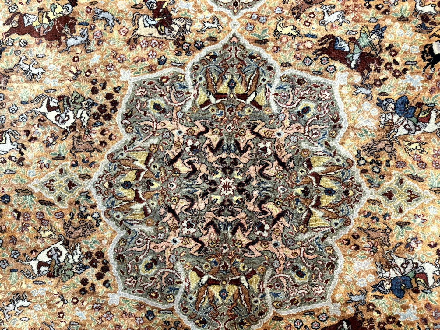 Karastan Rug 10x14 - Persian Hunting  #723 - Wool Pile, Vintage