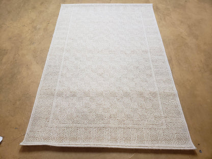 Karastan Chaumiere Rug 3x5 Creme Textured Squares II Pattern Wool Blend