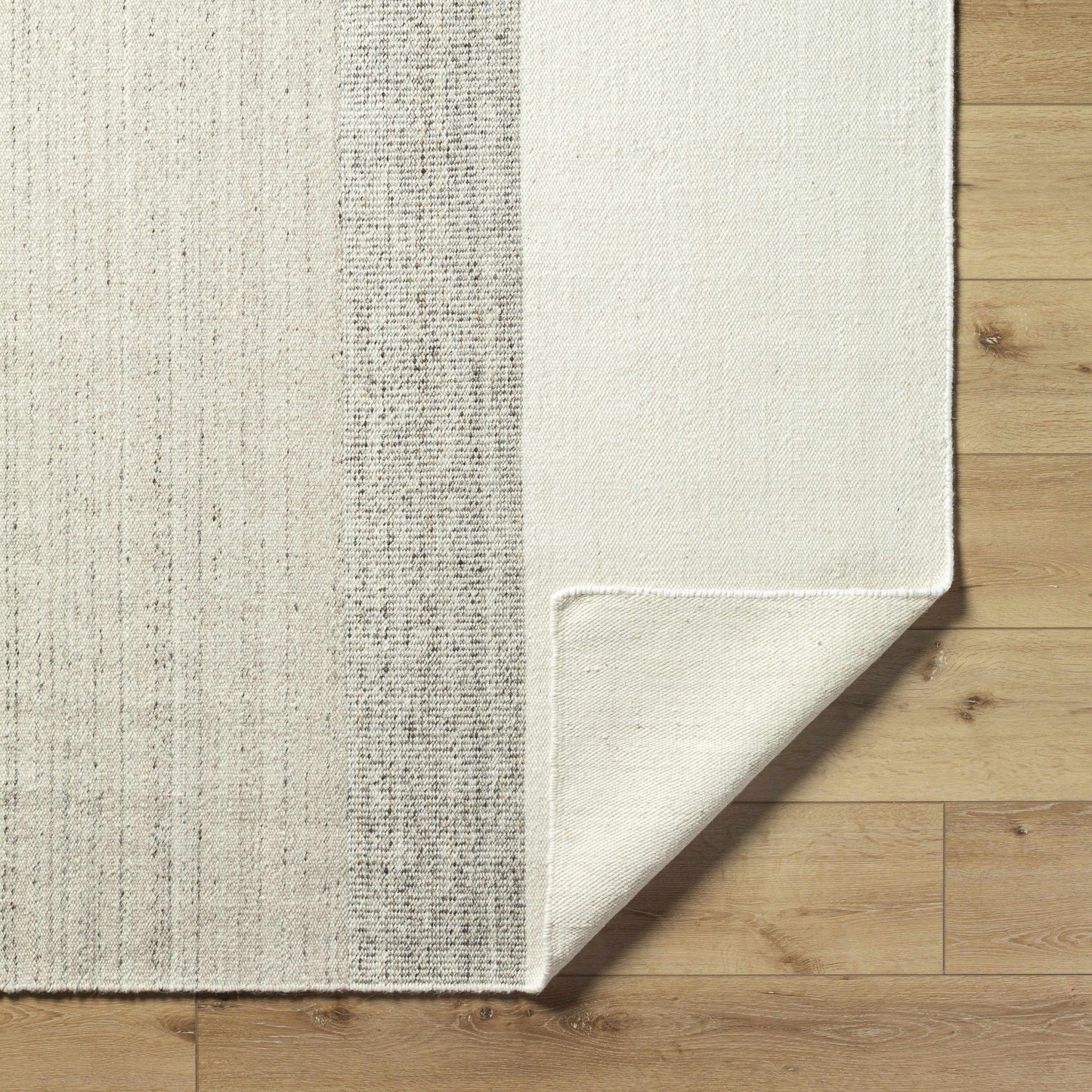 Lieve Area Rug - Soft Stylish Floor Covering for Cozy Spaces