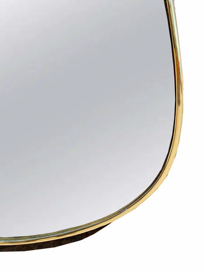 Irregular shape mirror