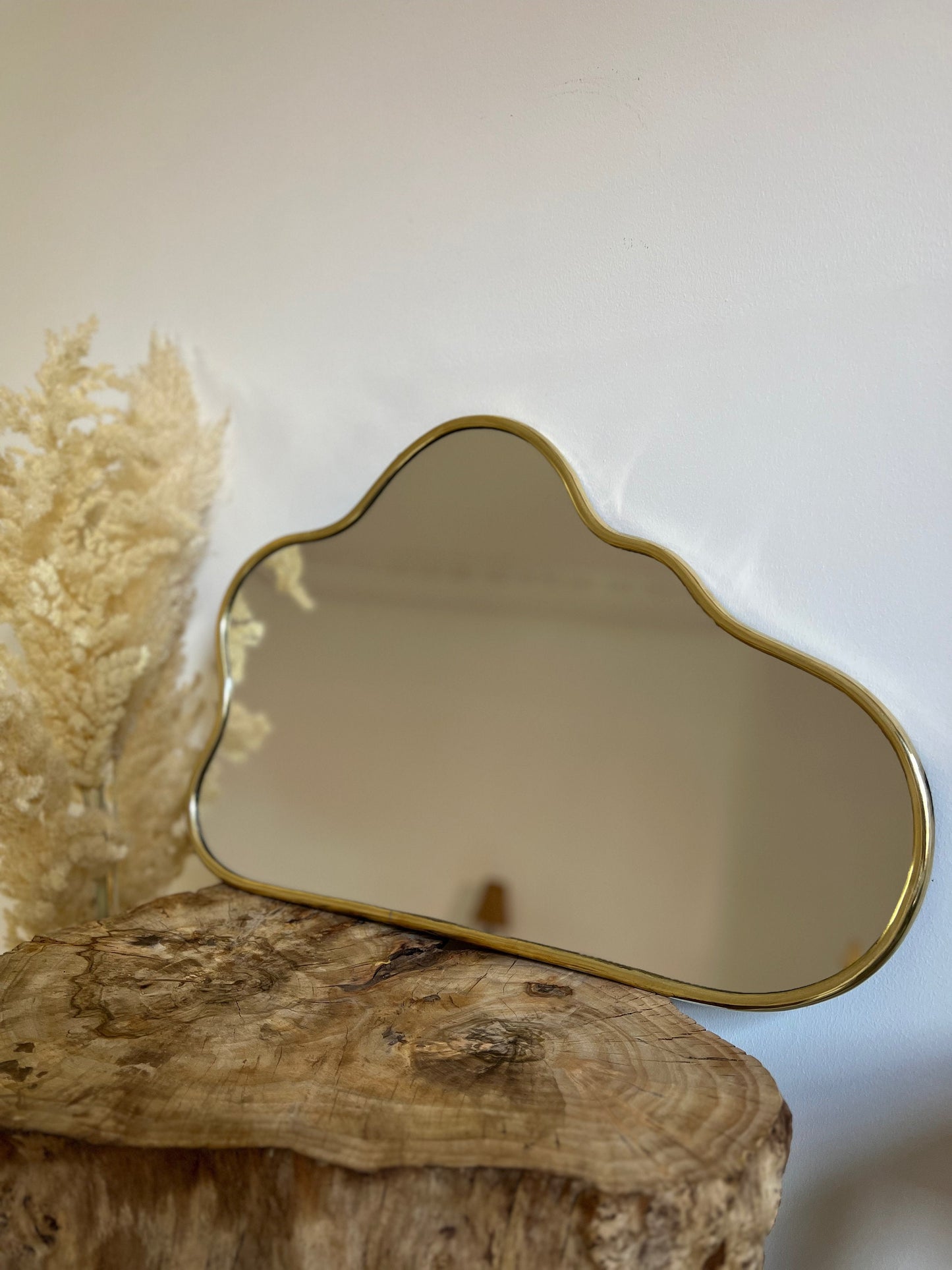 Espejo de pared de latón antiguo con forma de nube